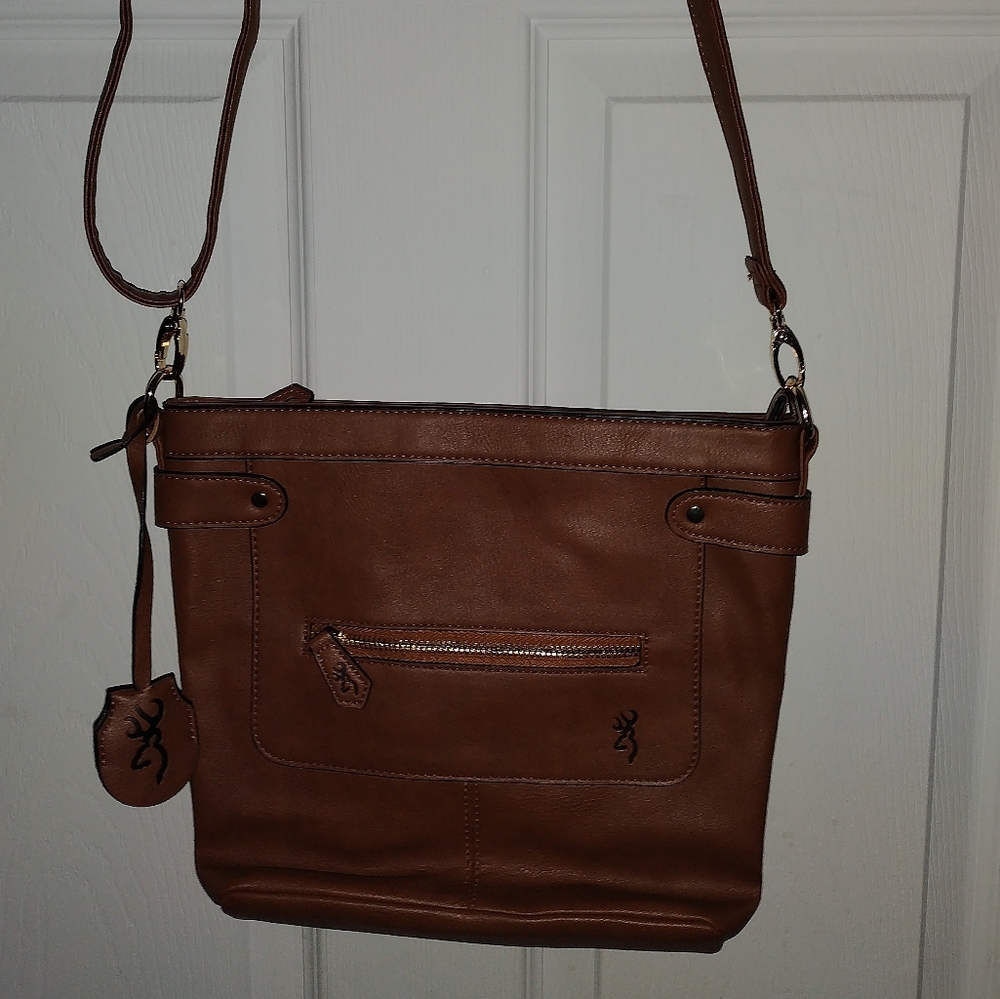 Browning Tan Crossbody Bag with Logo Charm